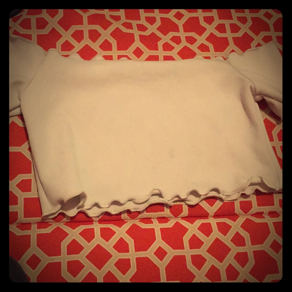 Cropped shirt